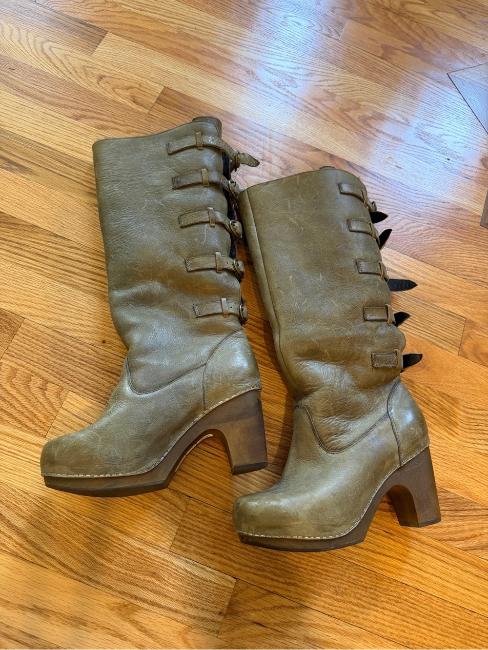 Women's Olive Green Mid-Calf Heeled platform Boots, sheer lined with fur